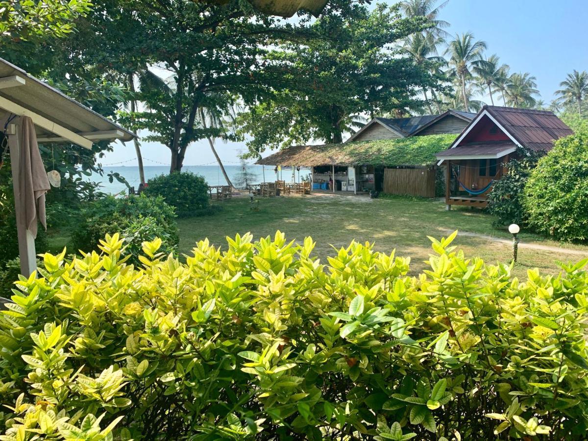 Colorful Hut Hotel Ko Pha Ngan Exterior photo