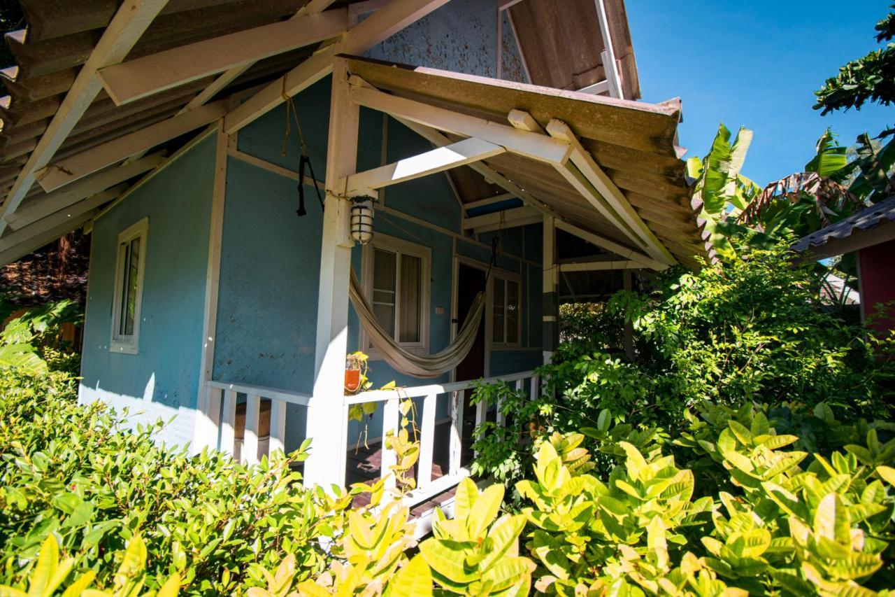 Colorful Hut Hotel Ko Pha Ngan Exterior photo
